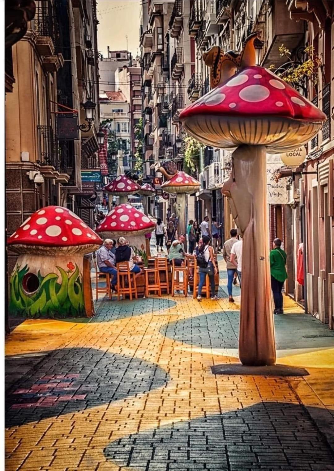 Gran Atico Con Terraza En El Centro De Alicante Exterior foto